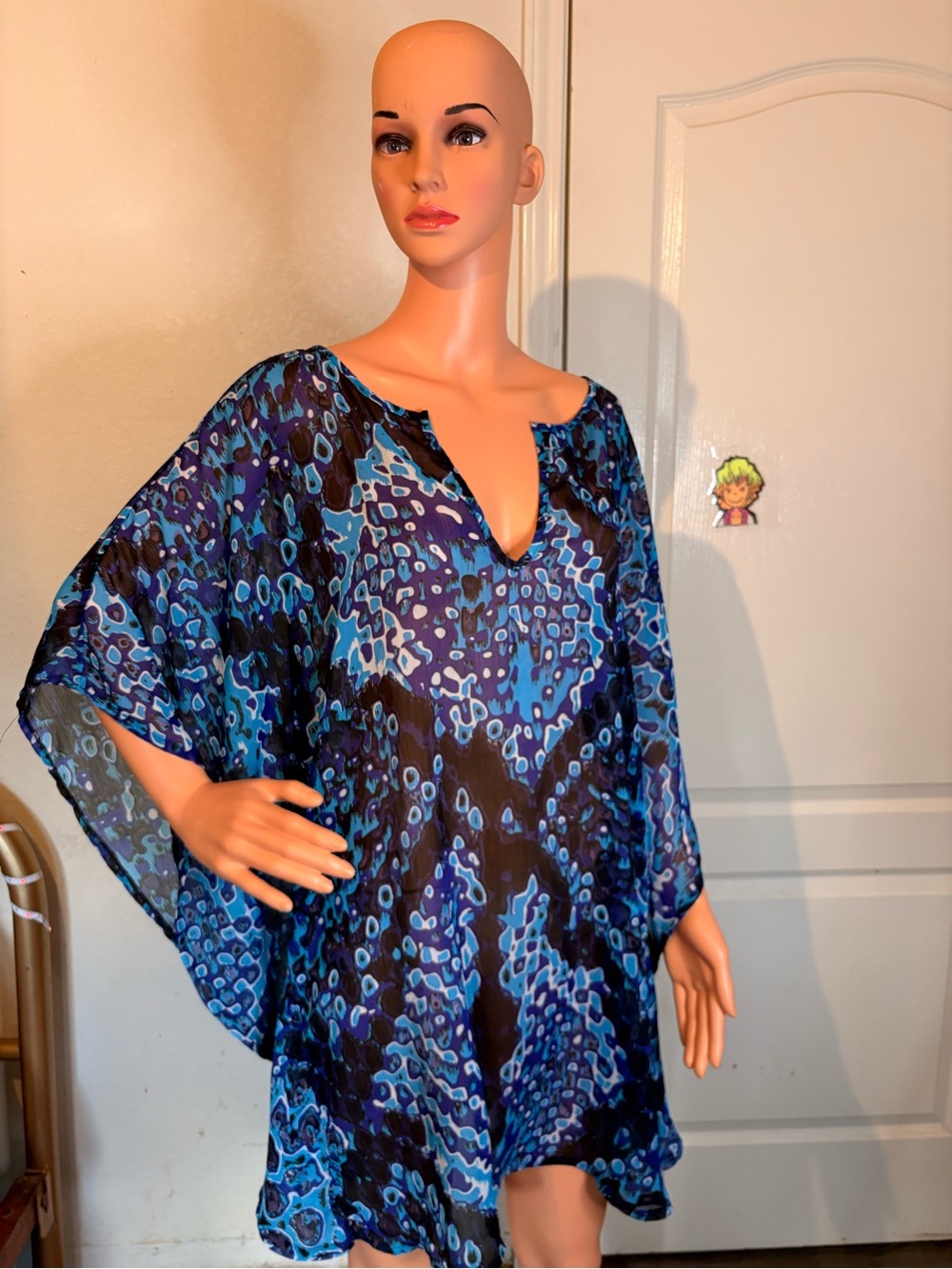 sofia by sofia vergara Blue & Black Patterned V-Neck Tunic